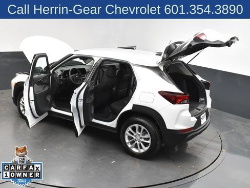 Used 2025 Chevrolet TrailBlazer LS w/ LS Convenience Package FWD image 48