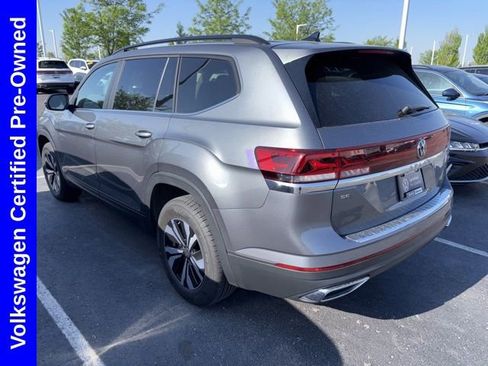 Used 2024 Volkswagen Atlas SE AWD/4WD image 3