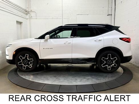 Used 2023 Chevrolet Blazer RS w/ Driver Confidence II Package AWD/4WD image 6