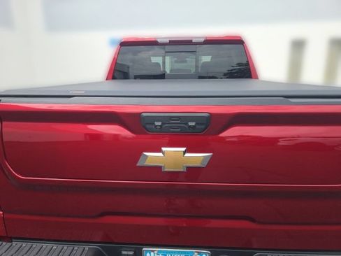 Used 2023 Chevrolet Silverado 1500 LTZ AWD/4WD image 43
