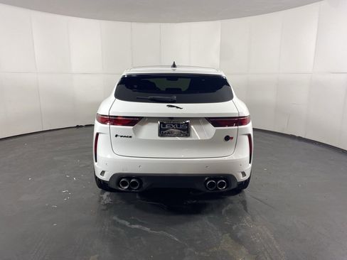 Used 2021 Jaguar F-PACE SVR image 7
