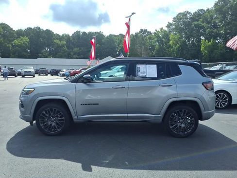 Used 2023 Jeep Compass High Altitude AWD/4WD image 3