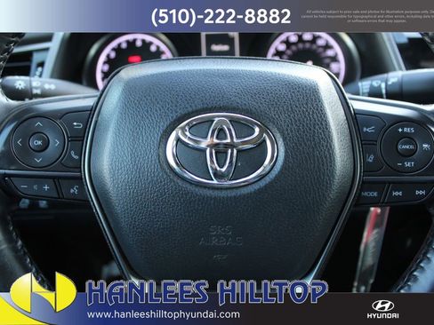 Used 2021 Toyota Camry SE image 25