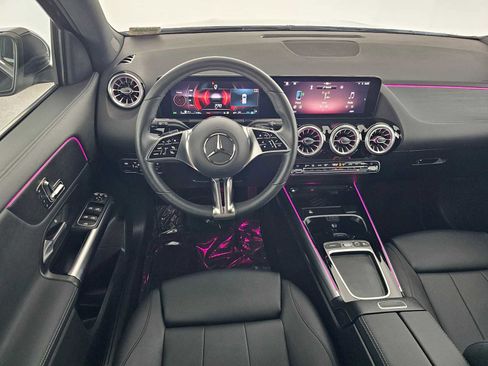 Certified 2025 Mercedes-Benz GLA 250 image 19