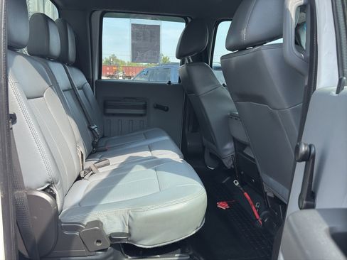 Used 2014 Ford F450 XL image 16