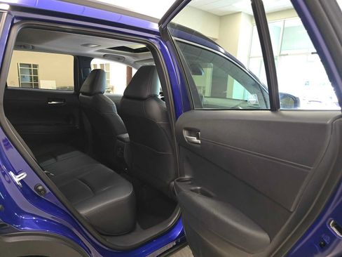 Certified 2024 Toyota Corolla Cross XLE w/ Convenience Package AWD/4WD image 28