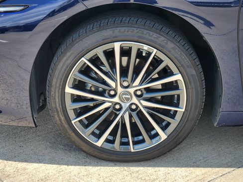 Used 2025 Lexus ES 350 w/ Premium Package FWD image 10