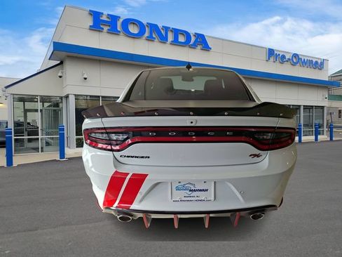 Used 2017 Dodge Charger R/T Scat Pack w/ Driver Confidence Group RWD image 7