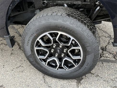 Certified 2023 Ford F150 XLT w/ Equipment Group 302A High image 5