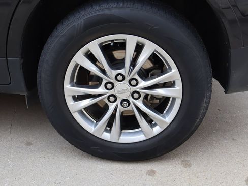 Used 2020 Cadillac XT5 Premium Luxury FWD image 32