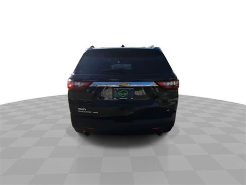 Certified 2020 Chevrolet Traverse LT w/ Driver Confidence II Package image 7