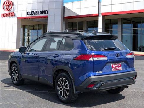 Used 2025 Toyota Corolla Cross AWD Hybrid image 5