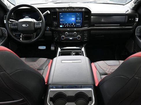 Used 2024 Ford F250 Lariat w/ Lariat Ultimate Package AWD/4WD image 14