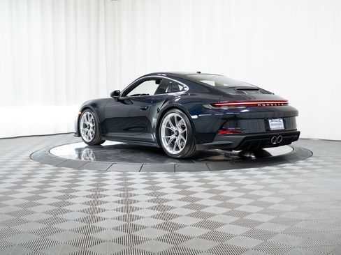 Used 2022 Porsche 911 GT3 image 37