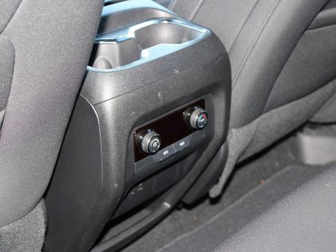 Used 2024 Chevrolet Traverse LS image 20