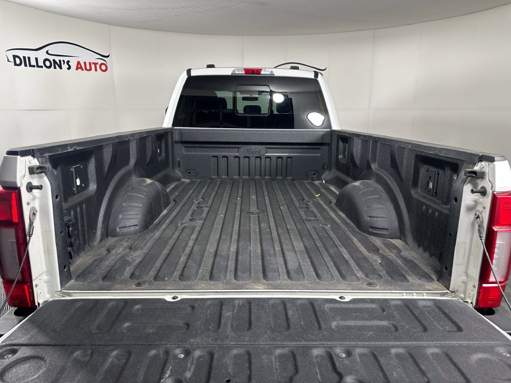 Used 2022 Ford F350 Limited AWD/4WD image 6