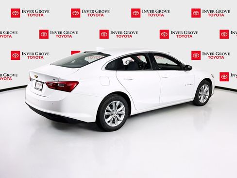 Used 2025 Chevrolet Malibu LT w/ LPO, Floor Liner Package FWD image 5