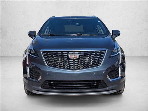Used 2021 Cadillac XT5 Premium Luxury image 2