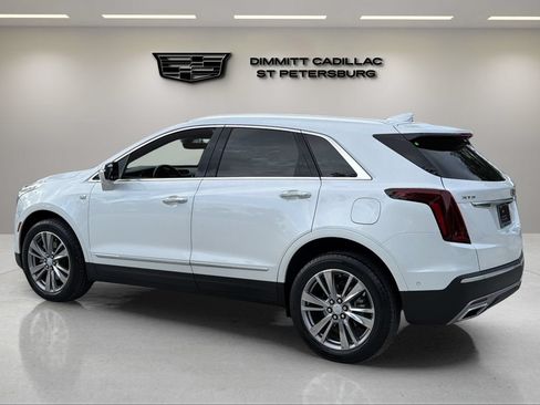 Used 2024 Cadillac XT5 Premium Luxury w/ Technology Package FWD image 3