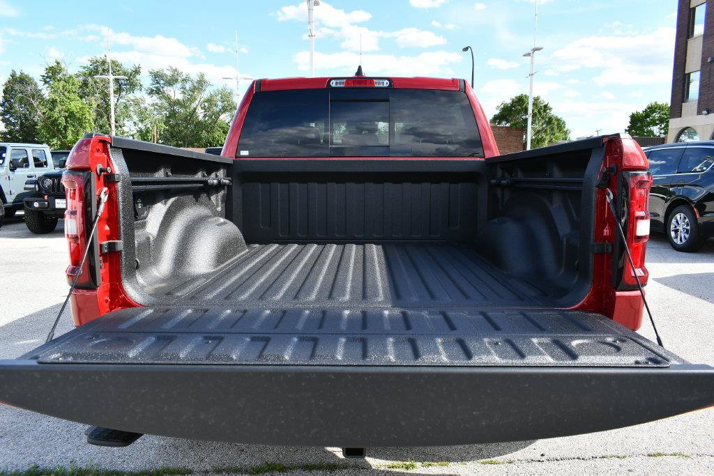 New 2026 RAM 1500 Big Horn AWD/4WD image 10