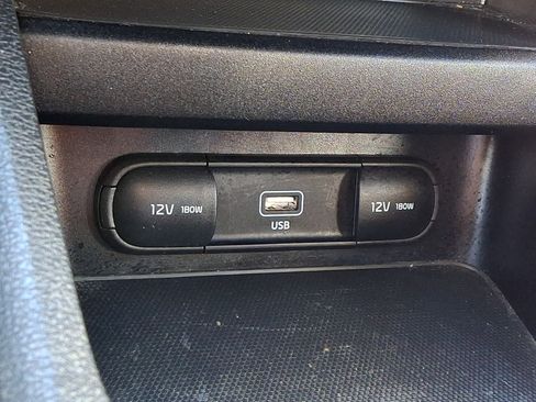 Used 2023 Kia Forte LXS FWD image 22