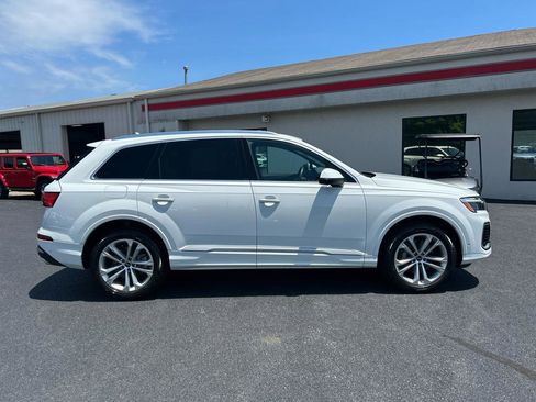 Used 2025 Audi Q7 3.0T Premium Plus AWD/4WD image 4