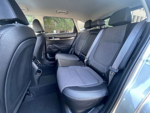 Used 2025 Kia Seltos S image 25