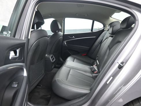 Used 2025 Genesis G70 2.5T AWD/4WD image 26