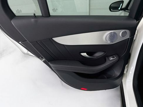 Used 2020 Mercedes-Benz GLC 300 image 25