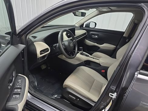 Used 2023 Honda HR-V EX-L image 29