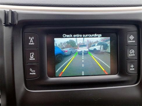 Used 2017 Jeep Cherokee Latitude w/ Comfort & Sound Group image 32