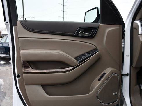 Used 2019 GMC Yukon XL SLT w/ Open Road Package image 10