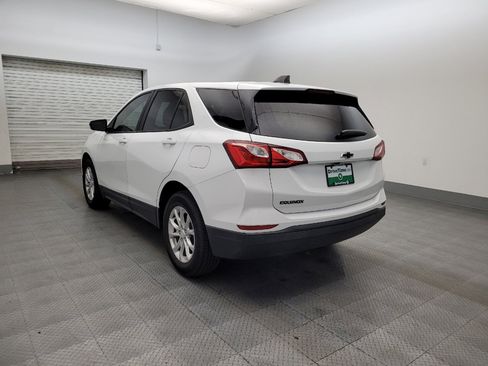 Used 2020 Chevrolet Equinox LS w/ LS Convenience Package image 5