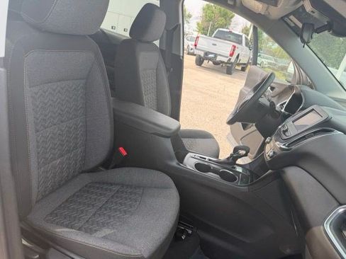 Used 2024 Chevrolet Equinox LT w/ Driver Convenience Package AWD/4WD image 36