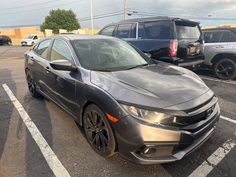 Used 2019 Honda Civic Sport image 12