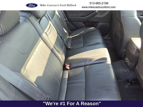 Used 2012 Ford Focus Titanium image 25
