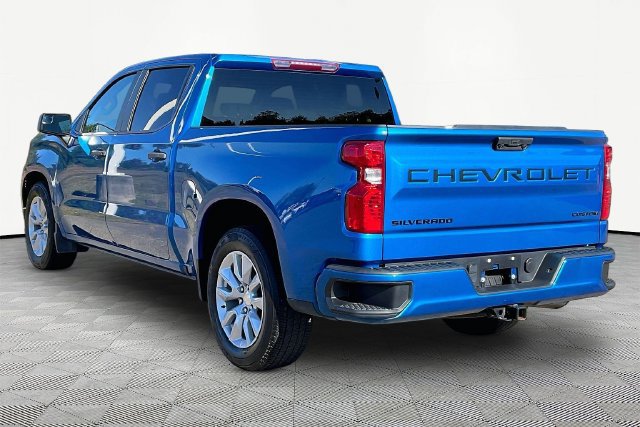 Used 2023 Chevrolet Silverado 1500 Custom w/ LPO, Dark Essentials Package RWD image 4