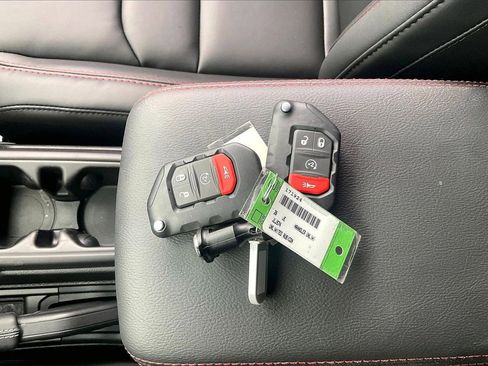 New 2026 Jeep Wrangler Unlimited Rubicon image 28