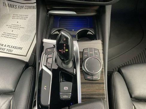 Used 2018 BMW 540i xDrive w/ Premium Package image 19