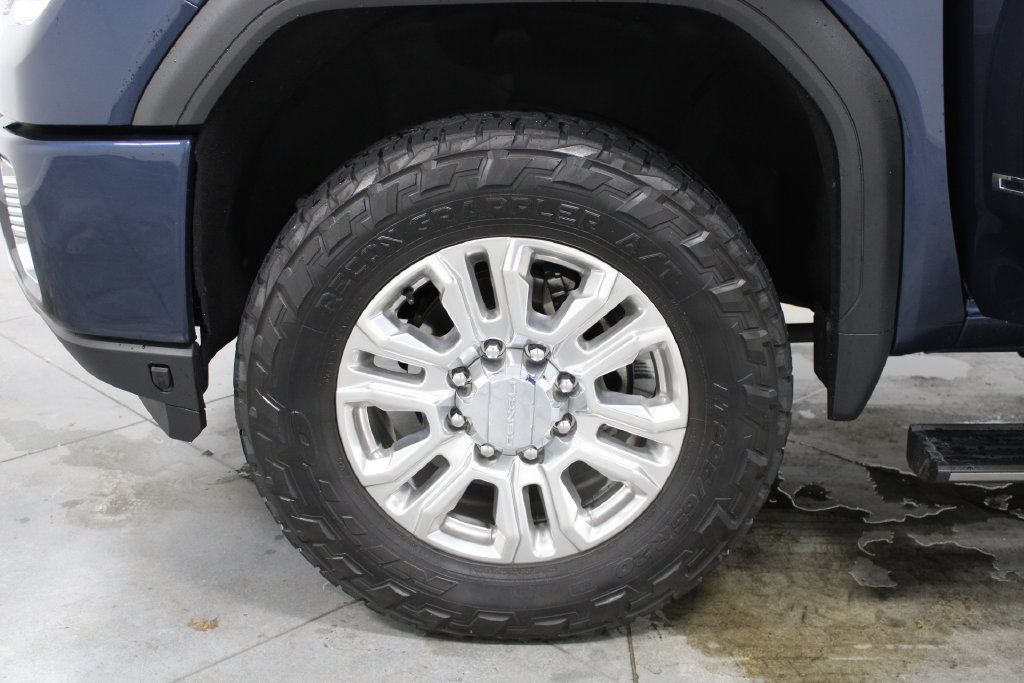 Used 2022 GMC Sierra 2500 Denali w/ Denali Ultimate Package AWD/4WD image 44