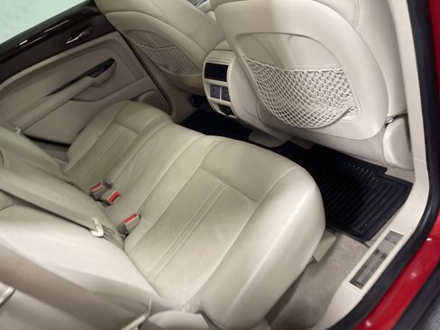 Used 2014 Cadillac SRX Luxury w/ Driver Awareness Package FWD image 22
