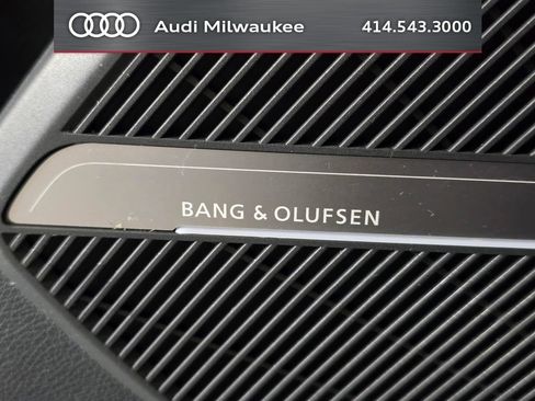 Used 2023 Audi Q5 2.0T Premium Plus w/ Premium Plus Package AWD/4WD image 15