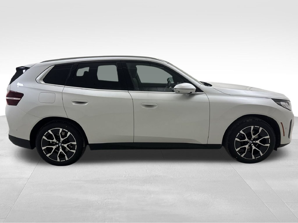 Used 2025 BMW X3 xDrive30i w/ Premium Package AWD/4WD image 11
