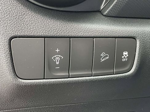 Certified 2022 Hyundai Kona Limited image 20