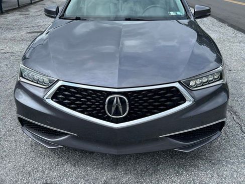 Used 2018 Acura TLX w/ Technology Package FWD image 2