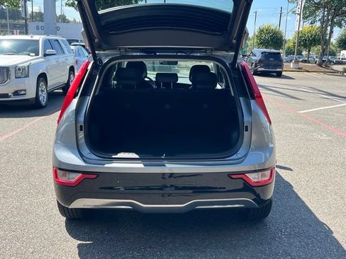 Certified 2024 Kia Niro Wind w/ Wind Preserve Package FWD image 12