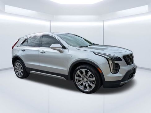 Used 2019 Cadillac XT4 Premium Luxury w/ Driver Awareness Package image 2