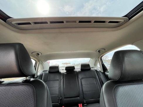 Used 2013 Volkswagen Passat 2.5 SE FWD image 32