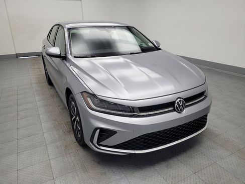 Used 2025 Volkswagen Jetta S image 14