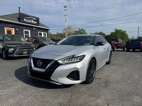 Used 2019 Nissan Maxima 3.5 SV w/ Floor Mat Group image 1